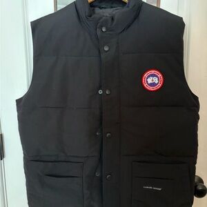 Canada Goose Men's Black Puffer Vest